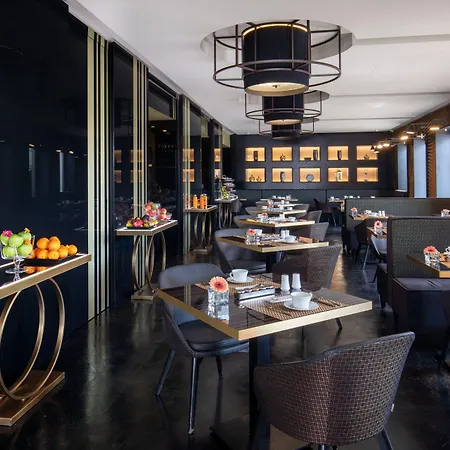 The Glam 4* روما