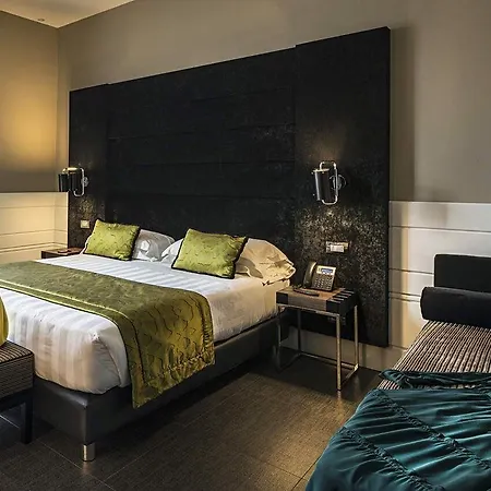 فندق The Glam 4*