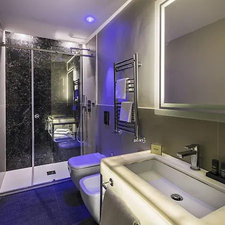 Hotel The Glam