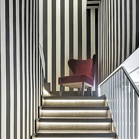 Hotel The Glam