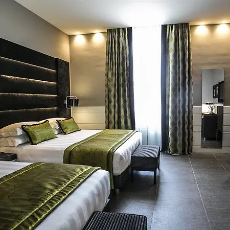 The Glam Rome