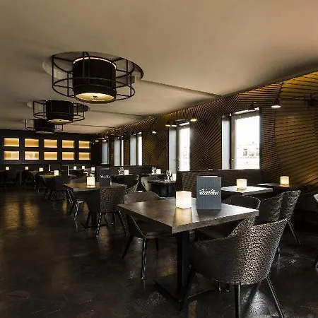 The Glam 4* Rome