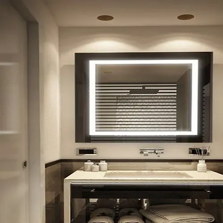 The Glam 4* Rome